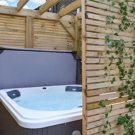 The Nellie Nook Villa Greenfield  Luaran gambar